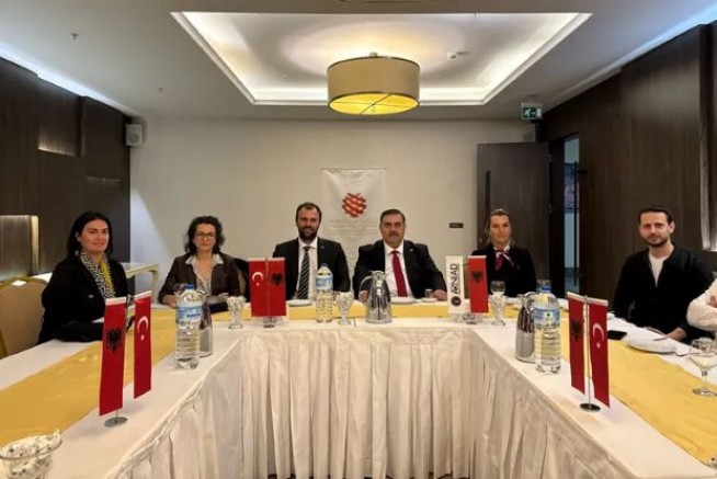 Bursa'da ARNİAD yeni döneme hızlı girdi