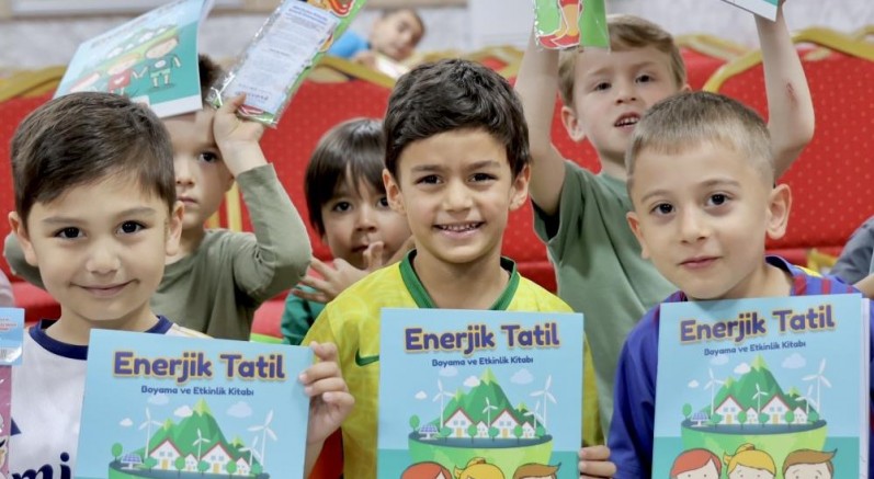 Bursa'da çocuklar hem eğlendi hem tasarrufu öğrendi