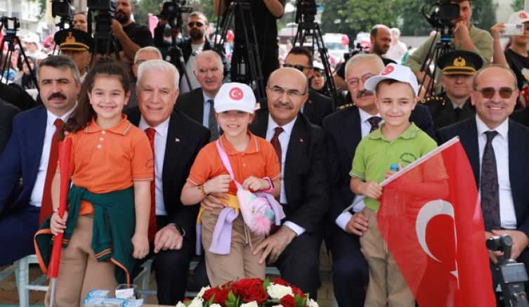 Bursa'da coşkulu kutlama