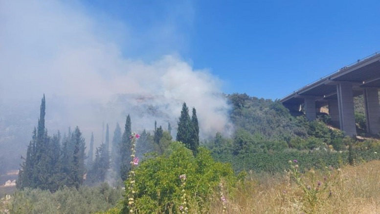 Bursa’da dehşet veren görüntüler; Yangın evlere sıçradı...