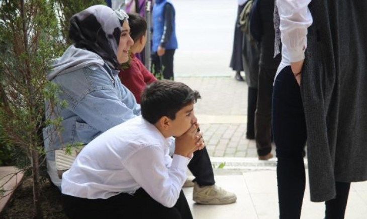 Bursa'da deprem sonrası vatandaşlar sokağa döküldü!