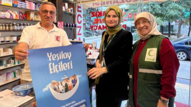 Bursa'da eczaneler Yeşilay elçisi oldu