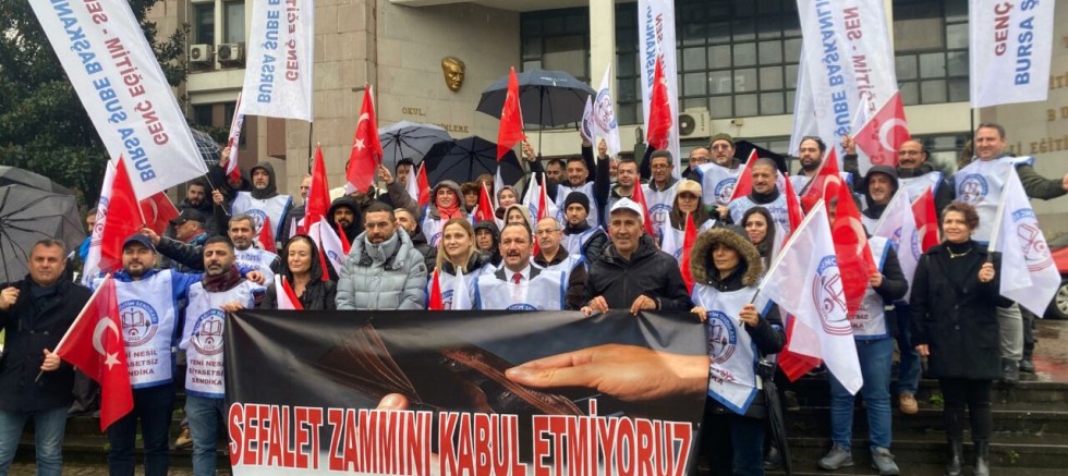 Bursa’da eğitimciler isyan etti