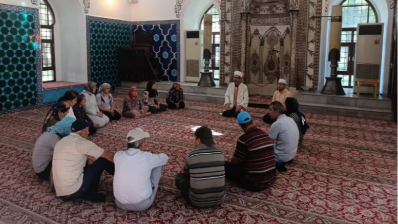 Bursa'da engelli bireyler Muradiye Külliyesi'nde