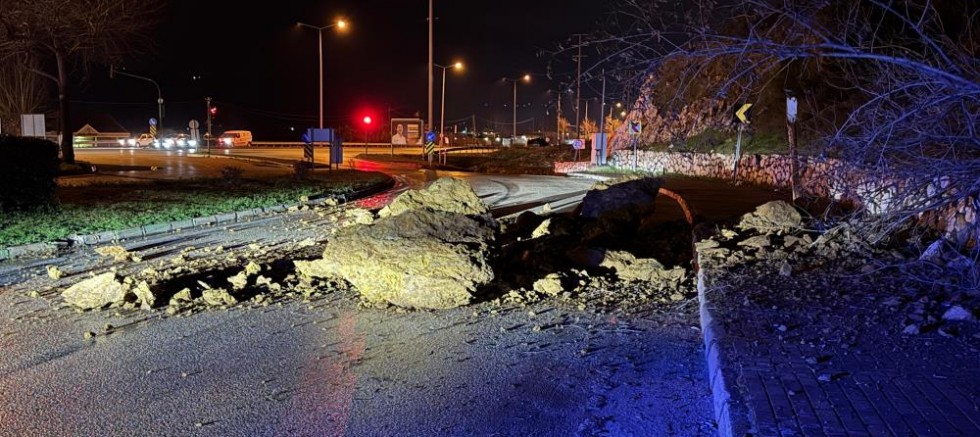 Bursa'da facia teğet geçti! Gece olması büyük şanstı...