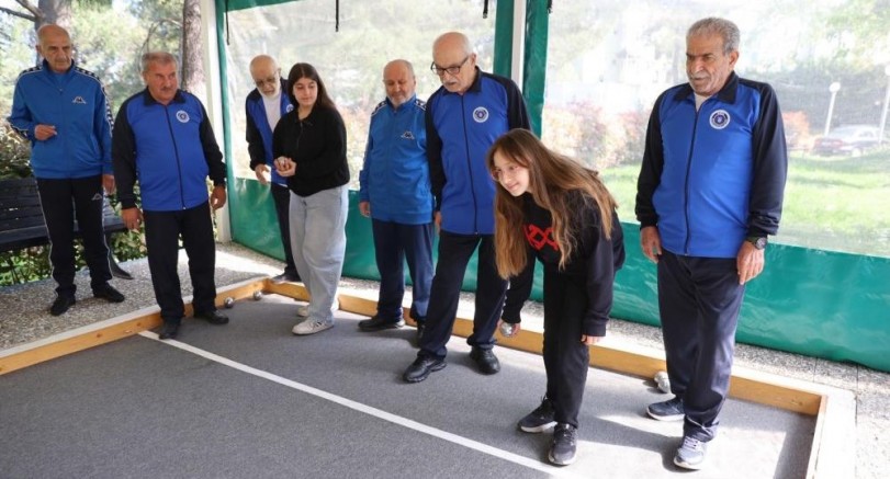 Bursa'da farklı nesilleri buluşturan turnuva!