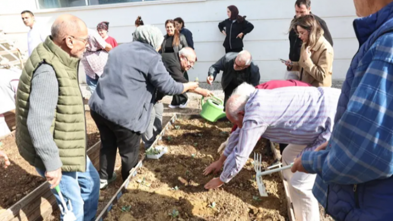 Bursa'da huzurevi sakinlerinin keyifli günü