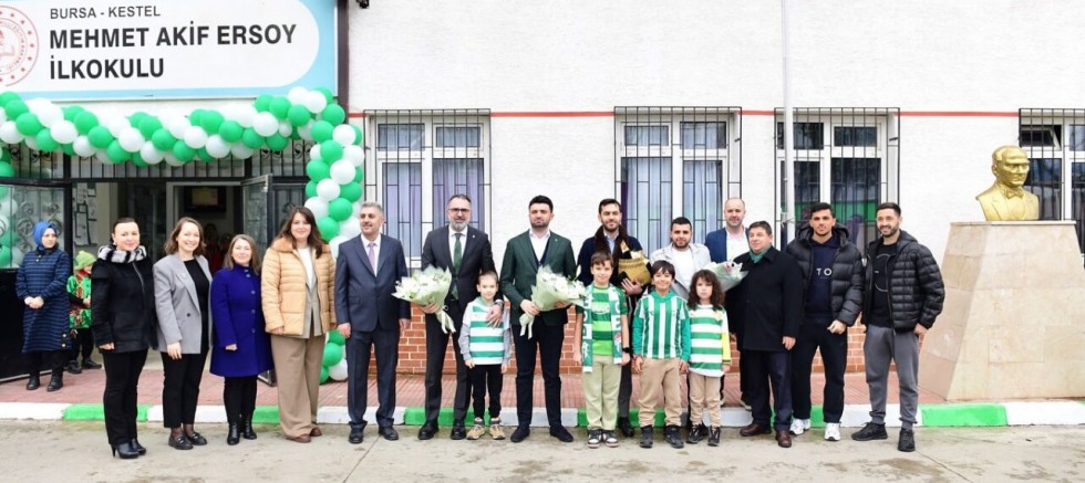 Bursa'da ilkokula Bursaspor Kütüphanesi