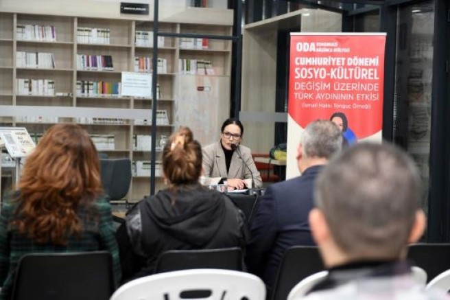 Bursa'da İsmail Hakkı Tonguç konuşuldu