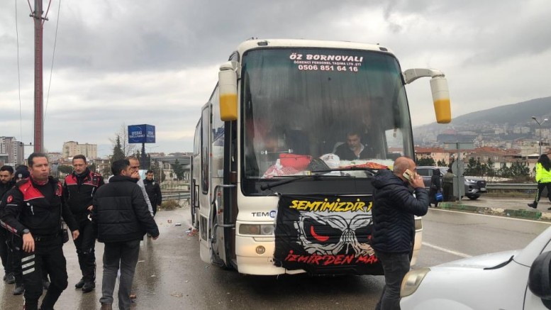 Bursa'da istenmeyen görüntüler! Taraftar mısınız, holigan mı?