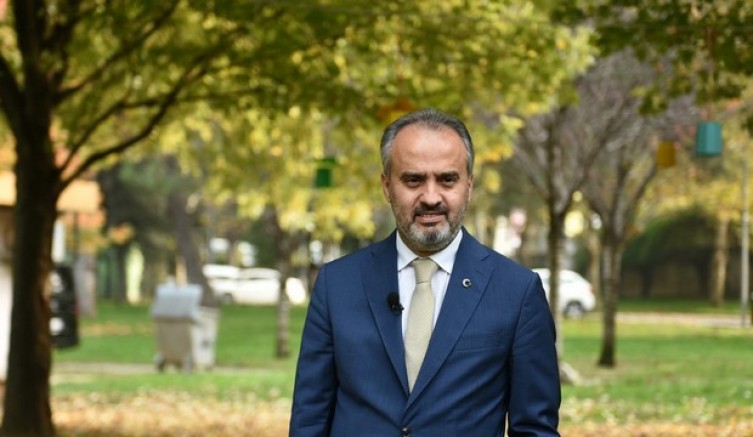 Bursa’da manolya zamanı