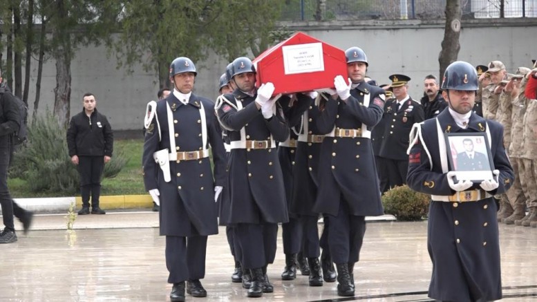 Bursa’da şehide acı veda; Göz yaşları sel oldu