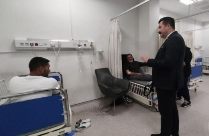 Bursa'da tavuk döner faciası:  32 kişi hastanelik oldu