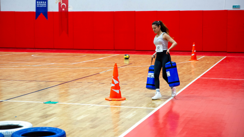 Bursa'da zabıta olabilmek için yarıştılar