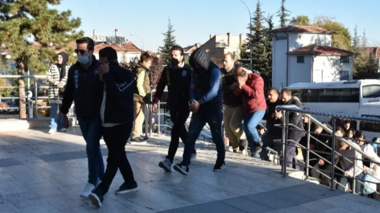 Bursa dahil 19 ilde dolandırıcılık operasyonu