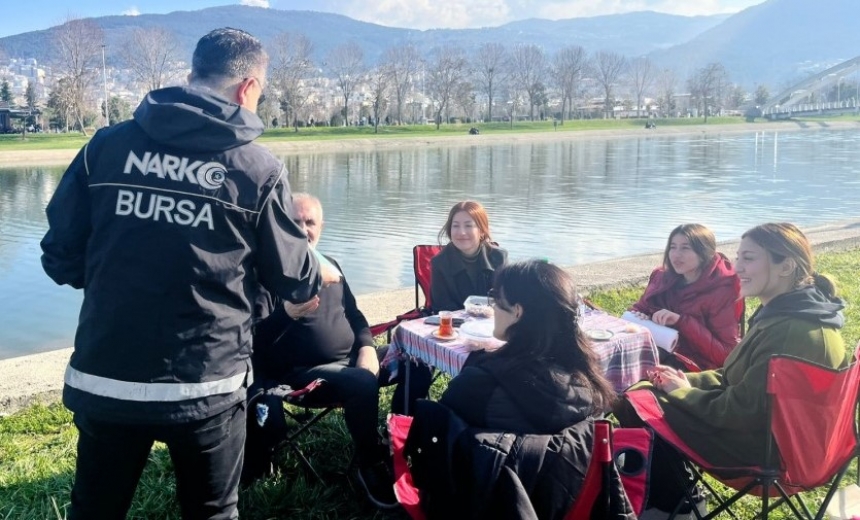 Bursa Emniyeti halkı tek tek bilgilendiriyor