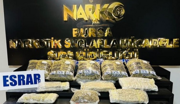 Bursa Emniyeti'nden uyuşturucu operasyonu