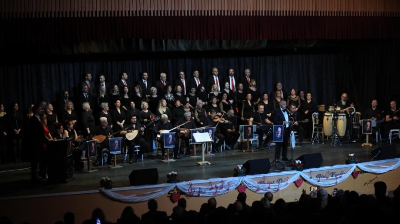 Bursa Gemlik'te unutulmaz akşam; Mahzuni Şerif türkülerle anıldı