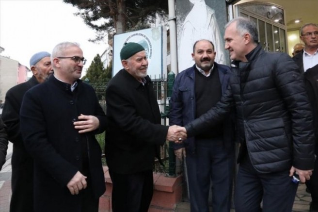 Bursa İnegöl'da başkan sorunları dinliyor, çözüm için çalışıyor