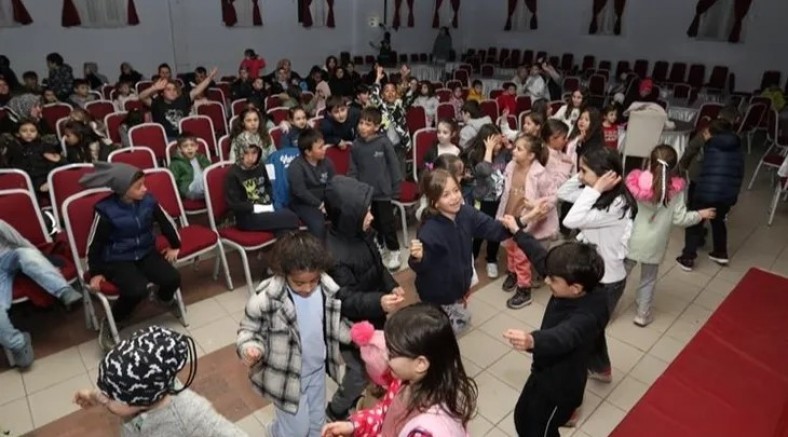 Bursa İnegöl'de Ramazan neşeli geçiyor