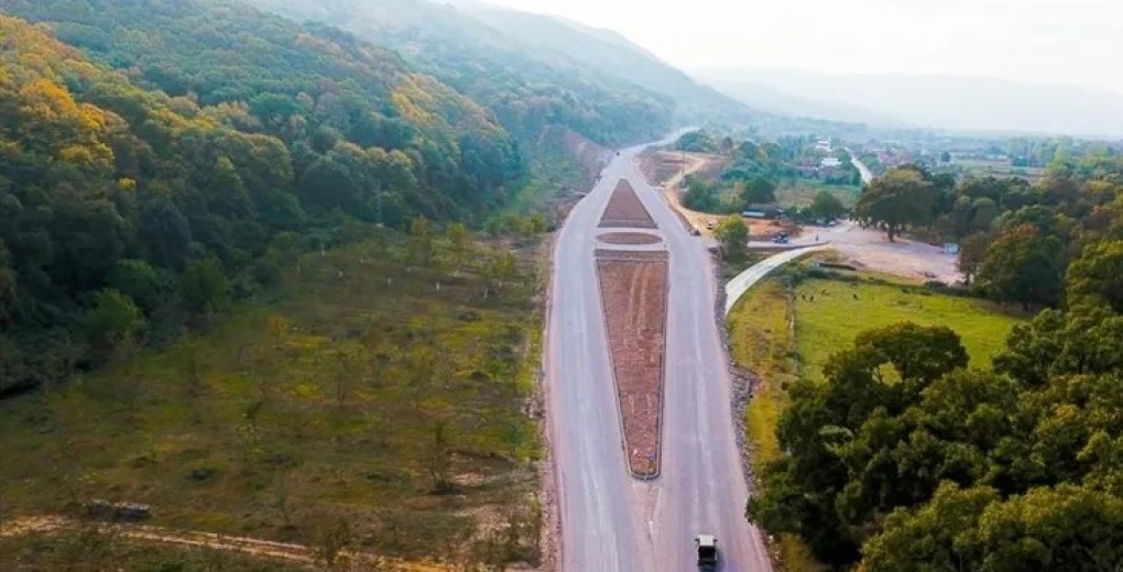 Bursa-Karacabey yolunda heyelan önleme çalışması!