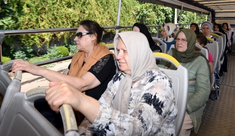 Bursa Kültür Gezisi’ne yoğun ilgi
