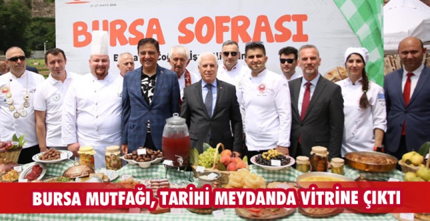 Bursa mutfağı, tarihi meydanda vitrine çıktı