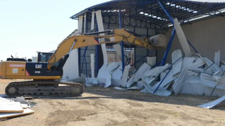 Bursa Nilüfer Akçalar’da 2 kaçak yapı yıkıldı