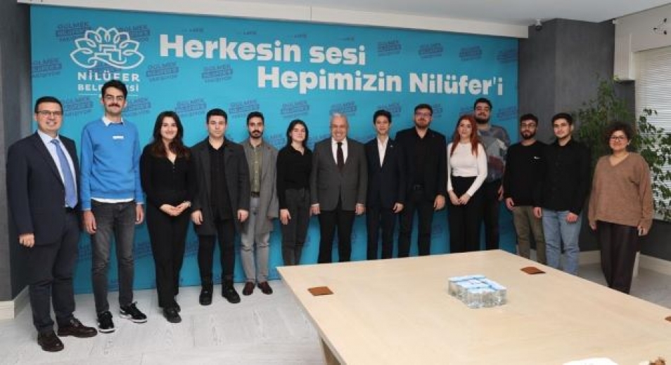 Bursa Nilüfer'de başkan Özdemir gençlere değer veriyor