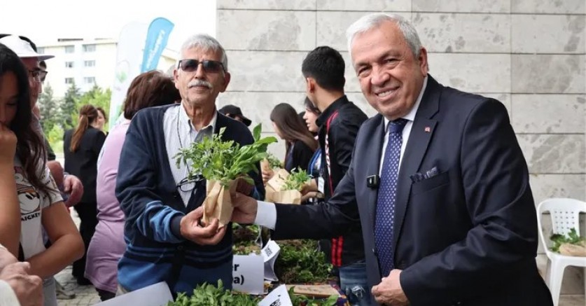 Bursa Nilüfer'de yüzleri güldüren jest