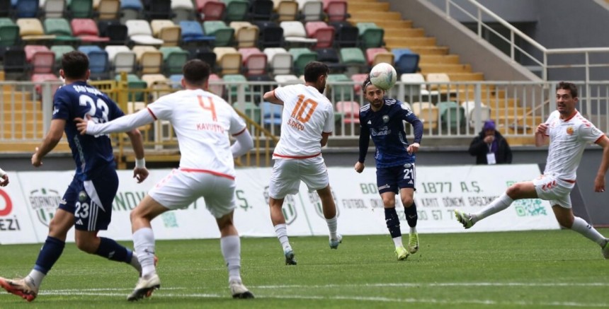 Bursa Nilüfer FK play off'a tutundu!