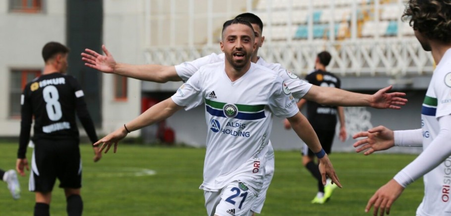 Bursa Nilüfer FK play off yolunda yara aldı