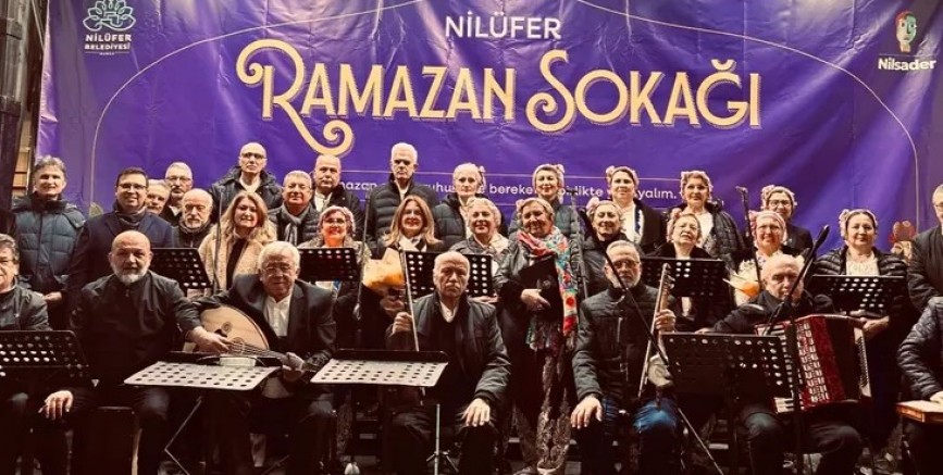 Bursa Nilüfer Ramazan Sokağı’nda dinleyenleri mest ettiler