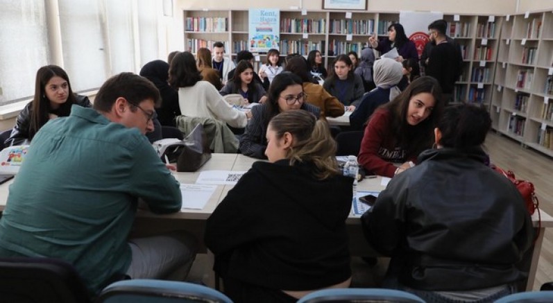 Bursa’nın hafızası gençlerle geleceğe taşınıyor