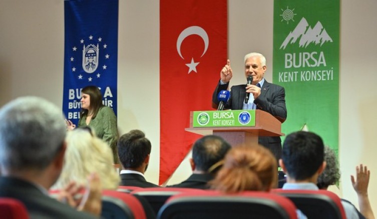 Bursa’nın Her Yaştan İnsanı Gülümsemeye Başladı