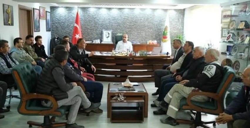 Bursa Orhaneli'de başkan ve esnaf sorunları masaya yatırdı