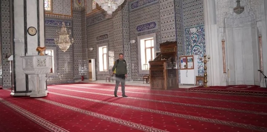 Bursa Orhangazi’de camiler bayram boyunca gül kokacak