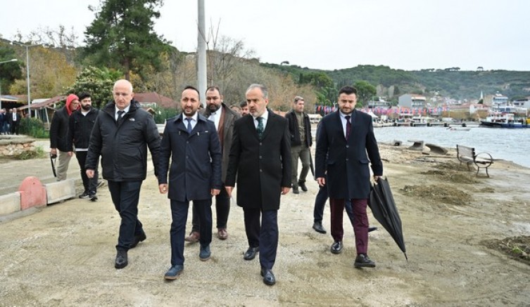 Bursa sahillerinde fırtına mesaisi