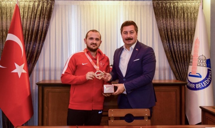 Bursa Yenişehir'den çıkan şampiyon