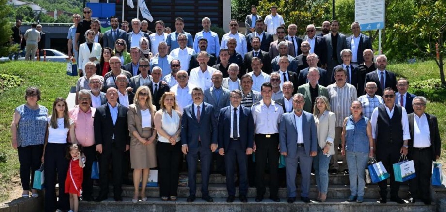 Bursa Yıldırım Belediyesi ailesi bayramlaştı
