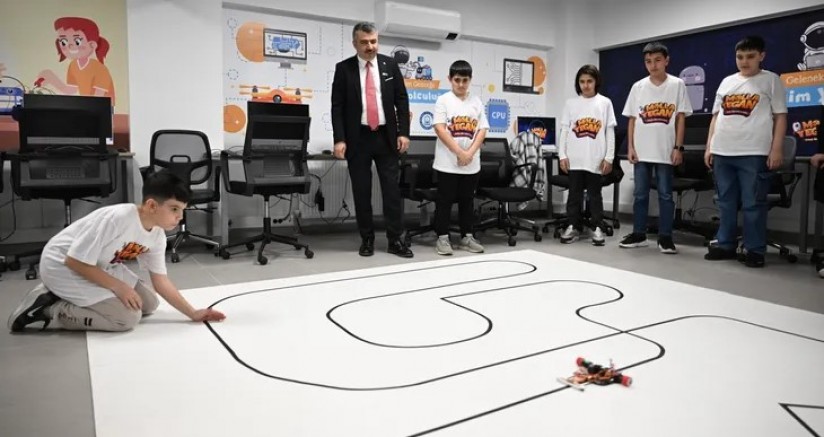 Bursa Yıldırımlı minik mucitler Olimpiyatlara katılmak istiyor