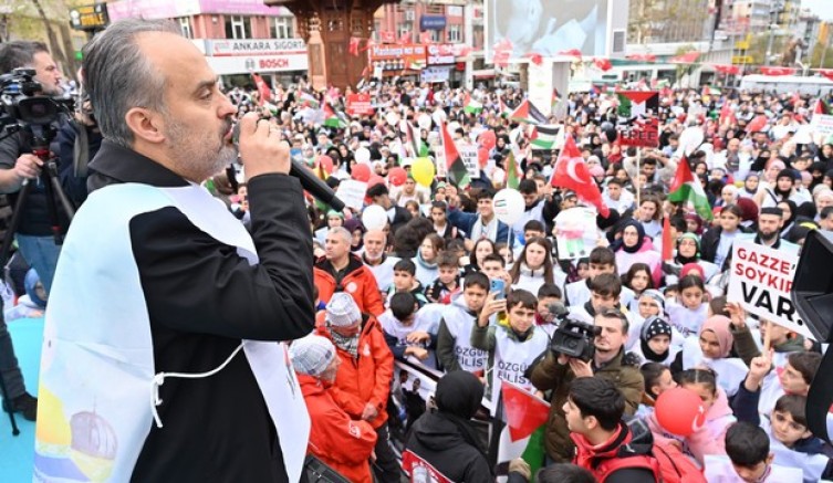 Bursalı çocuklarından soykırıma protesto