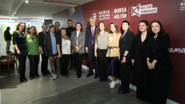 Bursalı genç sanatçıların özel seçkileri sahnede