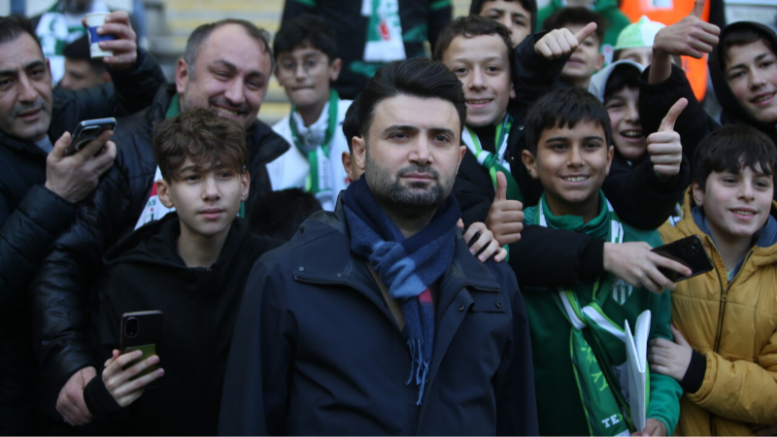 Bursaspor Başkanından taraftara övgü