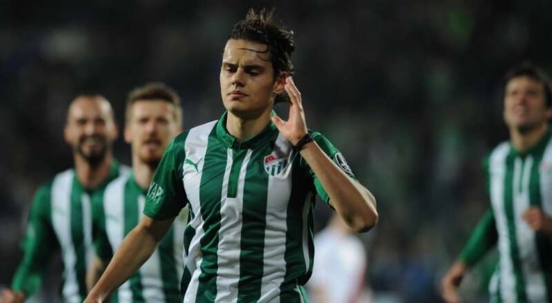Bursaspor’dan Enes Ünal'a 'geçmiş olsun' mesajı