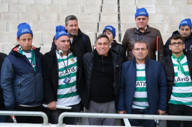 Bursaspor sevgisi engel tanımaz