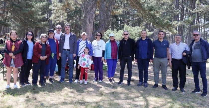 BUÜ ailesi kuruluş yıldönümü pikniğinde bir araya geldi