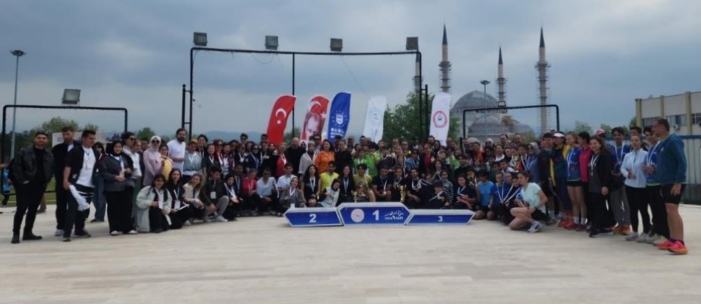 BUÜ’de anlamlı bir spor etkinliği