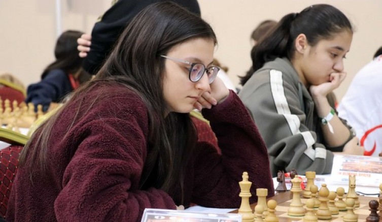 Büyükşehir Belediyesporlu Arya Dünya dördüncüsü