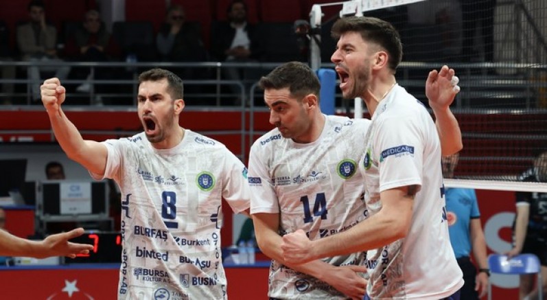 Büyükşehir'in Efeleri Play-Off'u garantiledi